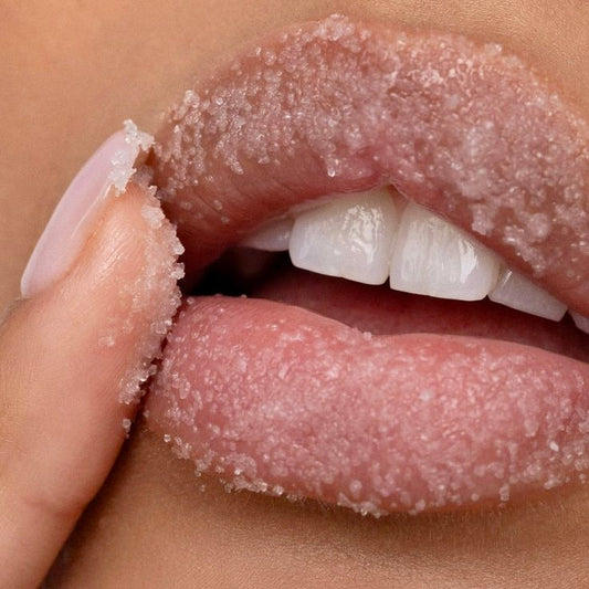 💋Plump lips hack: DIY scrub for soft, juicy lips! 😍
